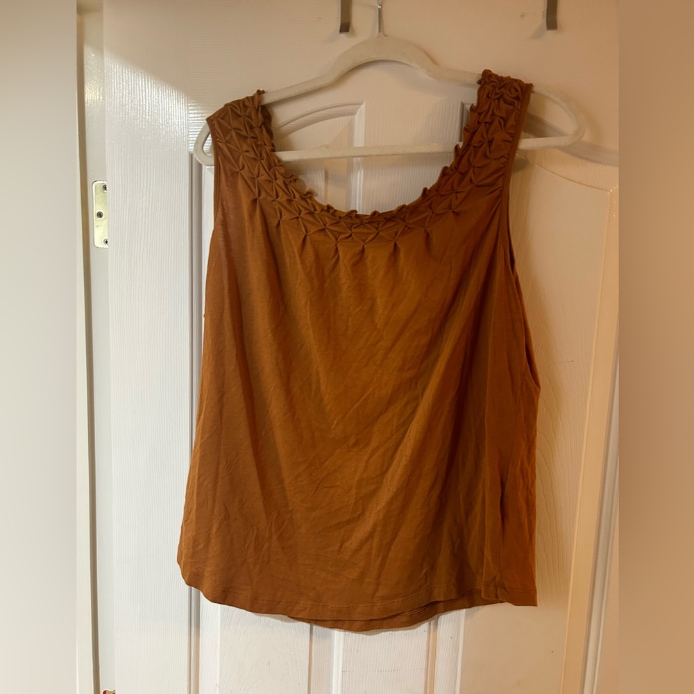 Women's Sleeveless Top in Brown